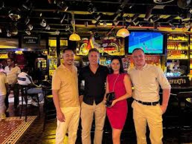 100 Cities Project: Cape Town | Dinner with New Friends duos edition